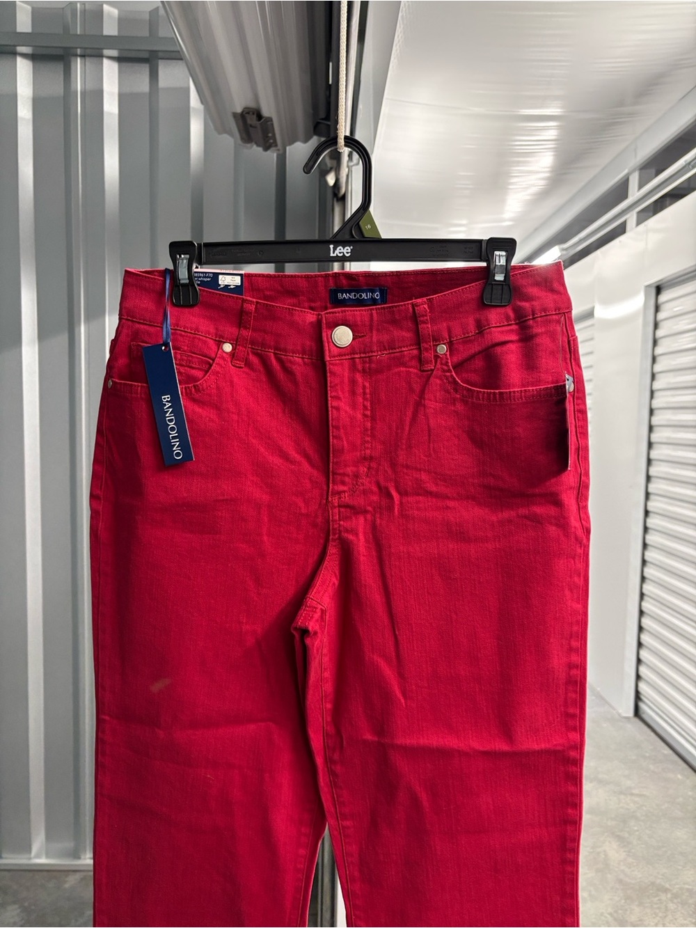 NWT Bandilino Mandie Scarlet Red Straight-Leg Denim Jeans Stretch Perfect Fit 10 - Picture 4 of 16